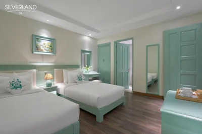 Deluxe Twin with afternoon tea (No Window) — Silverland Sil Hotel
